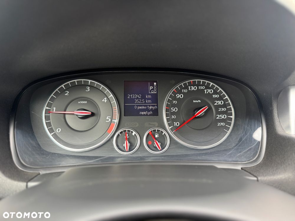 Renault Laguna dCi 175 FAP - 21