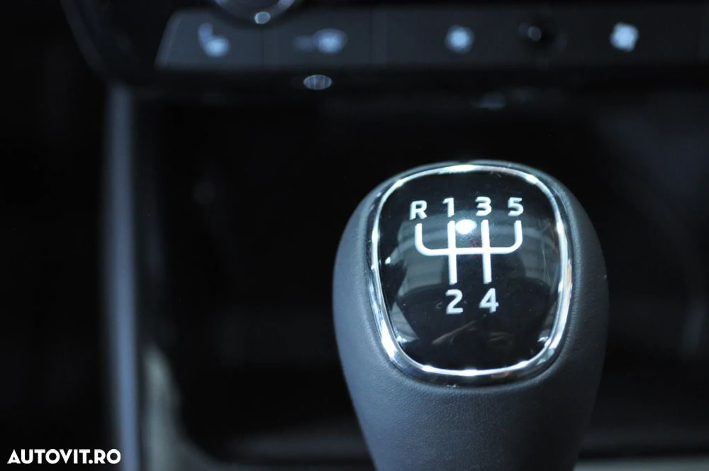 Skoda Fabia 1.0 MPI Selection - 21