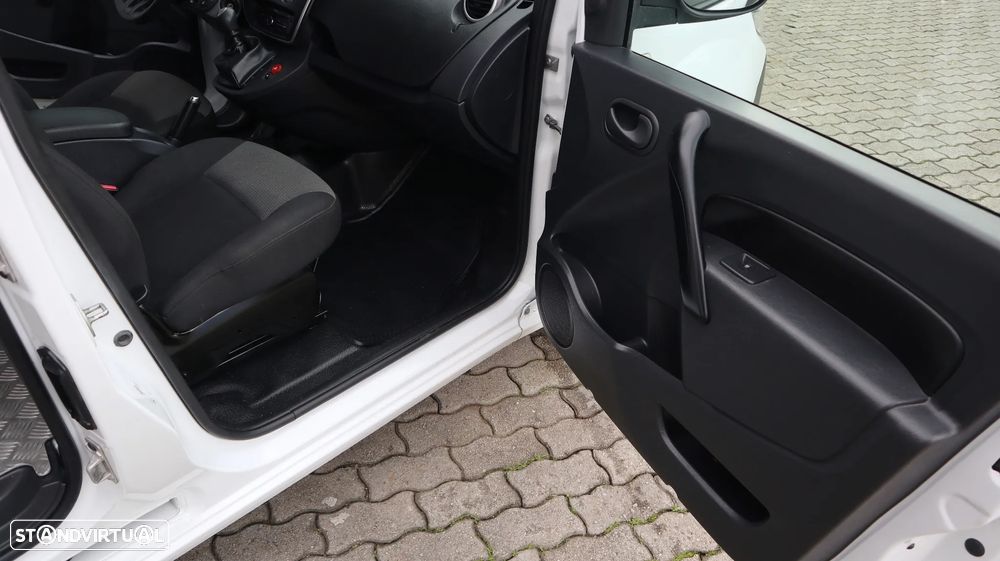 Renault Kangoo 1.5 DCI 95 Maxi GPS - 11