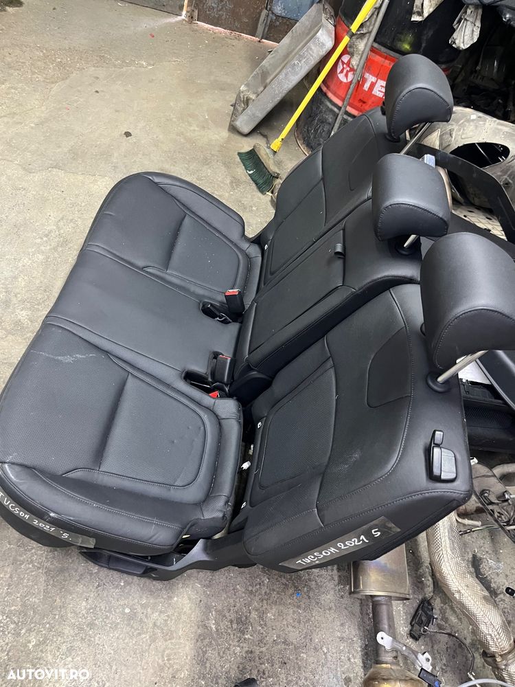 Banchete Hyundai Tucson 2021-2023 - 2