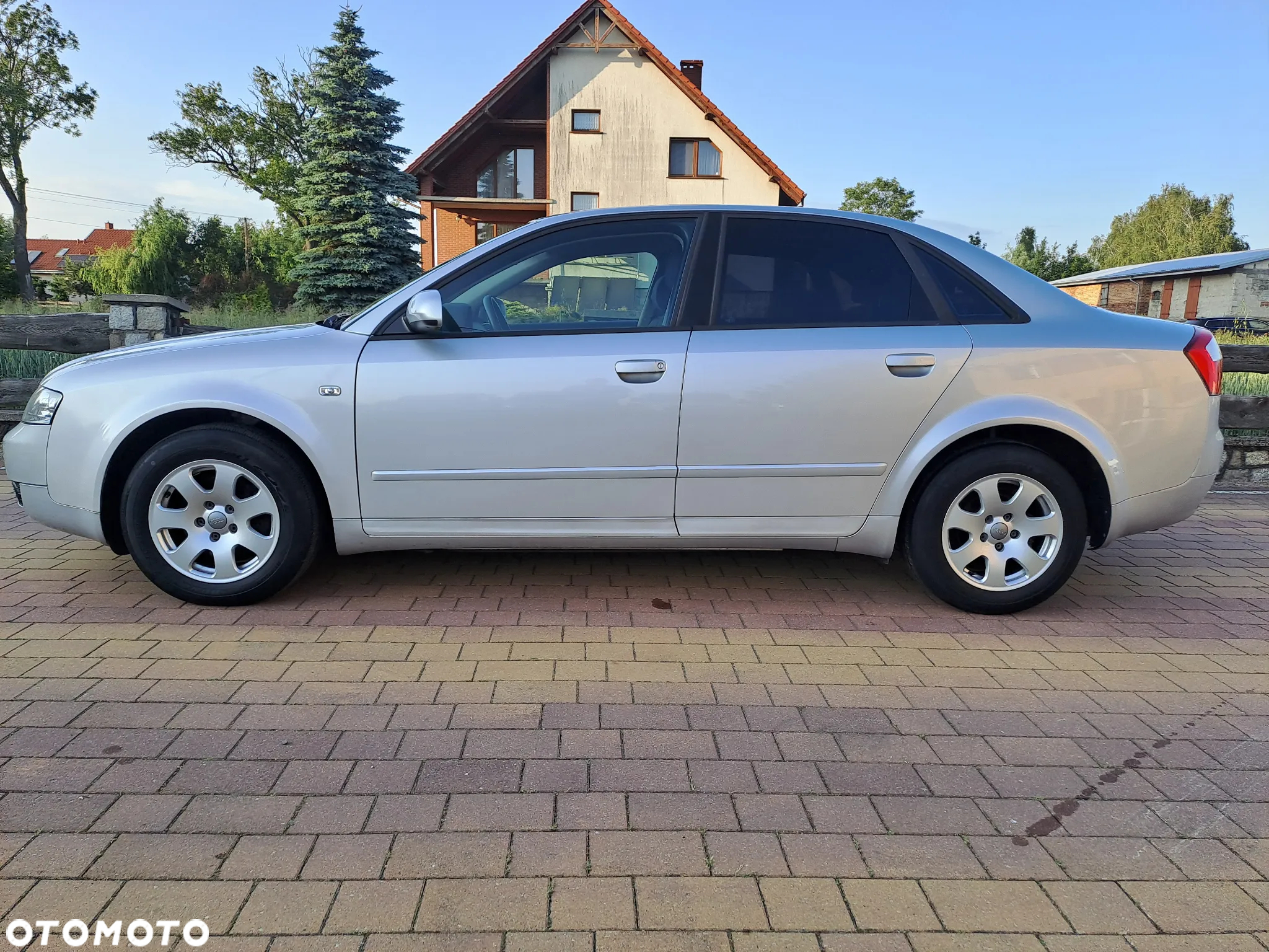 Audi A4 2.0 - 10