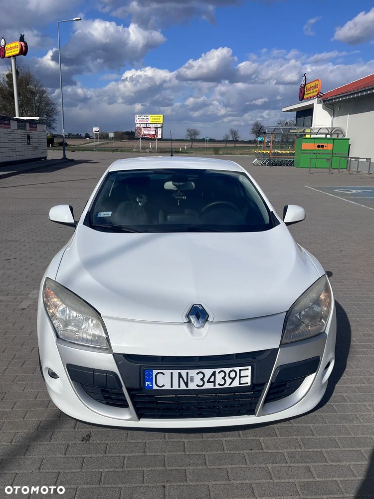 Renault Megane 1.9 dCi FAP Dynamique - 9