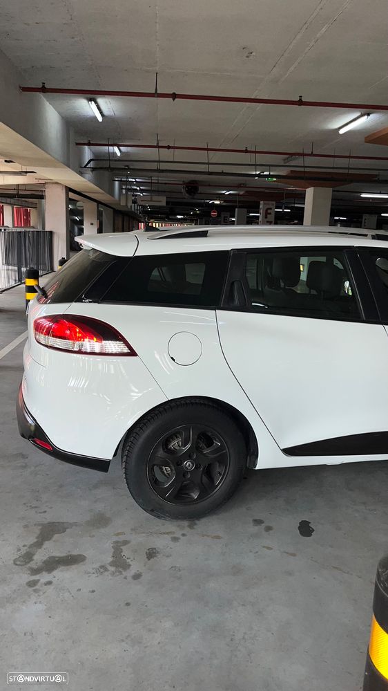 Renault Clio Sport Tourer (Energy) dCi 90 Bose Edition - 3