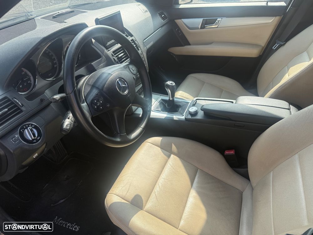 Mercedes-Benz C 220 Station CDI DPF BlueEFFICIENCY Avantgarde - 8