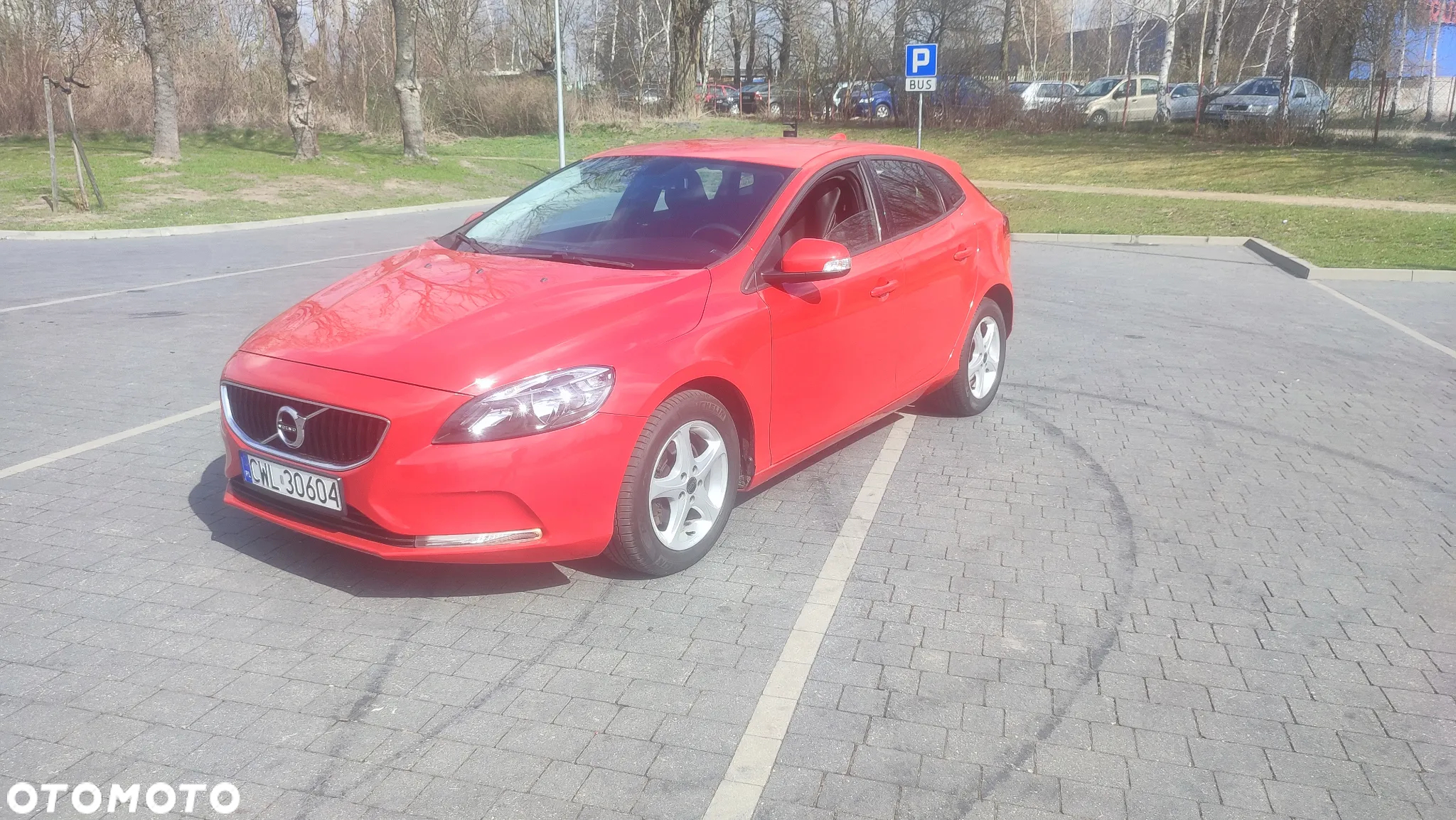Volvo V40 T2 Momentum - 2