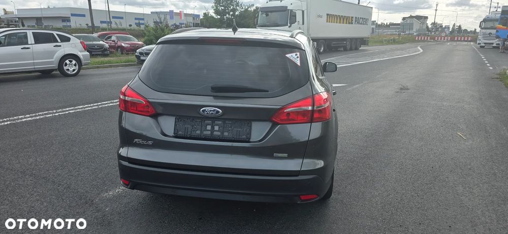 Ford Focus 1.0 EcoBoost Titanium - 8