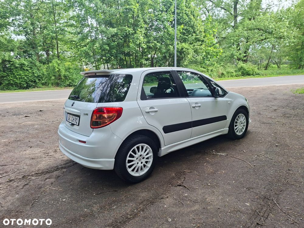 Suzuki SX4 1.6 VVT 4x2 Comfort - 3
