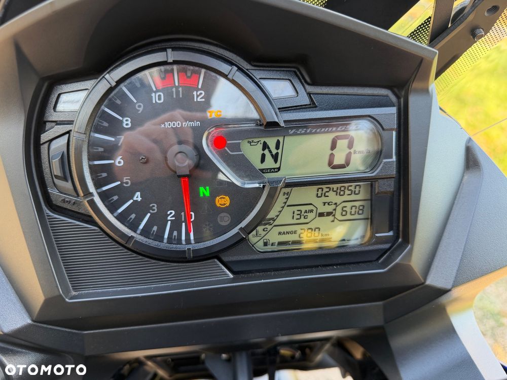 Suzuki V-STROM - 18