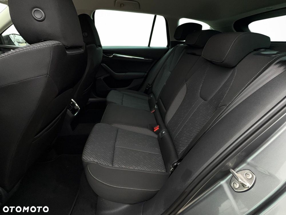 Skoda Octavia 1.5 TSI ACT Style - 17