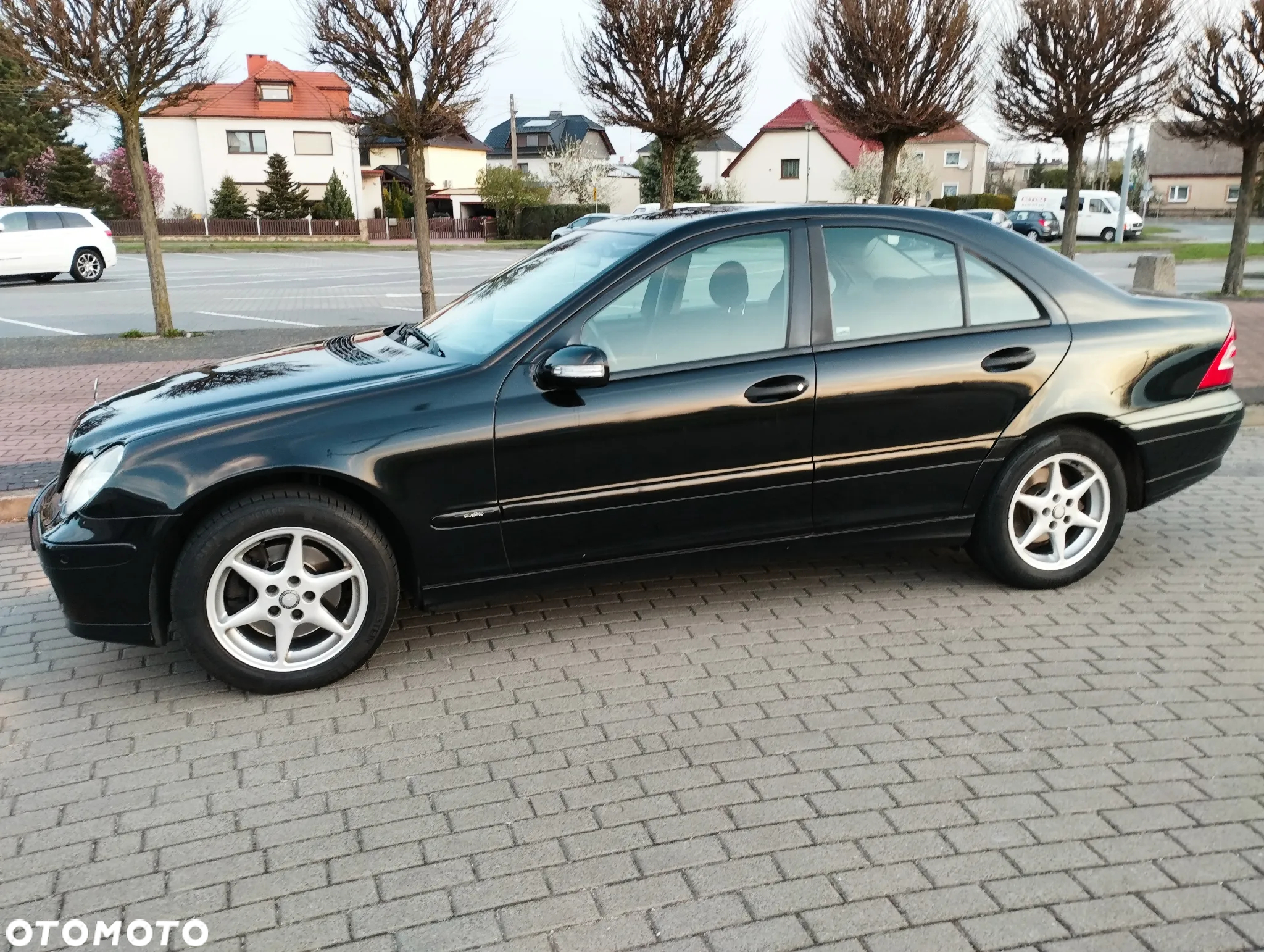 Mercedes-Benz Klasa C 240 Classic 4-Matic - 5