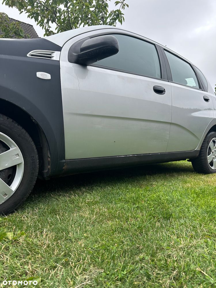 Chevrolet Aveo 1.2 16V LS - 7