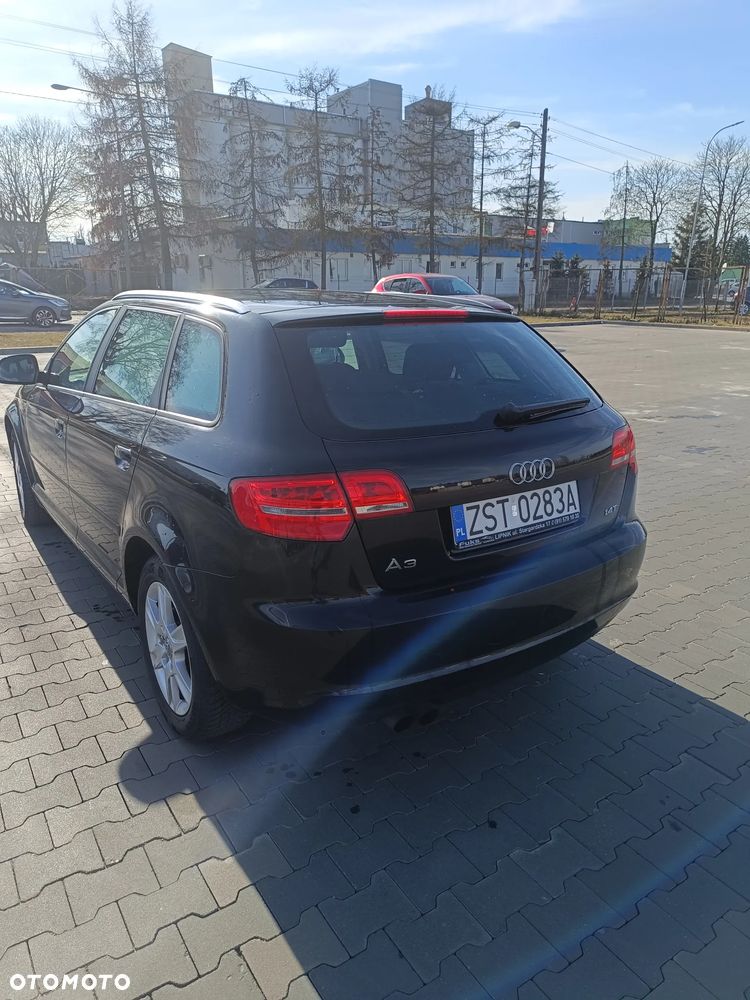 Audi A3 Sportback 1.4 TFSI Ambiente - 4