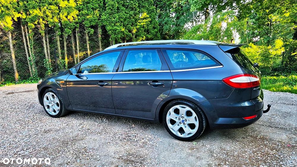 Ford Mondeo 2.0 Ghia X100 / X - 20