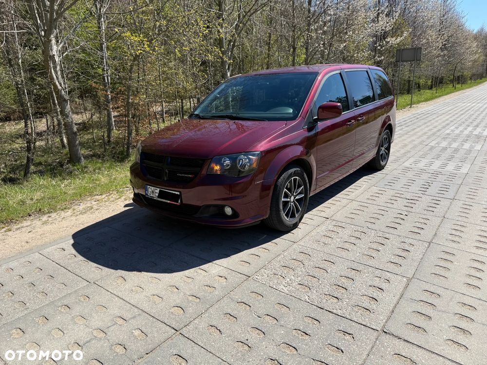 Dodge Grand Caravan - 1
