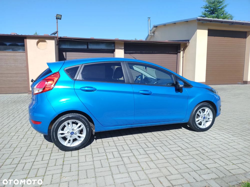 Ford Fiesta 1.25 Celebration - 12