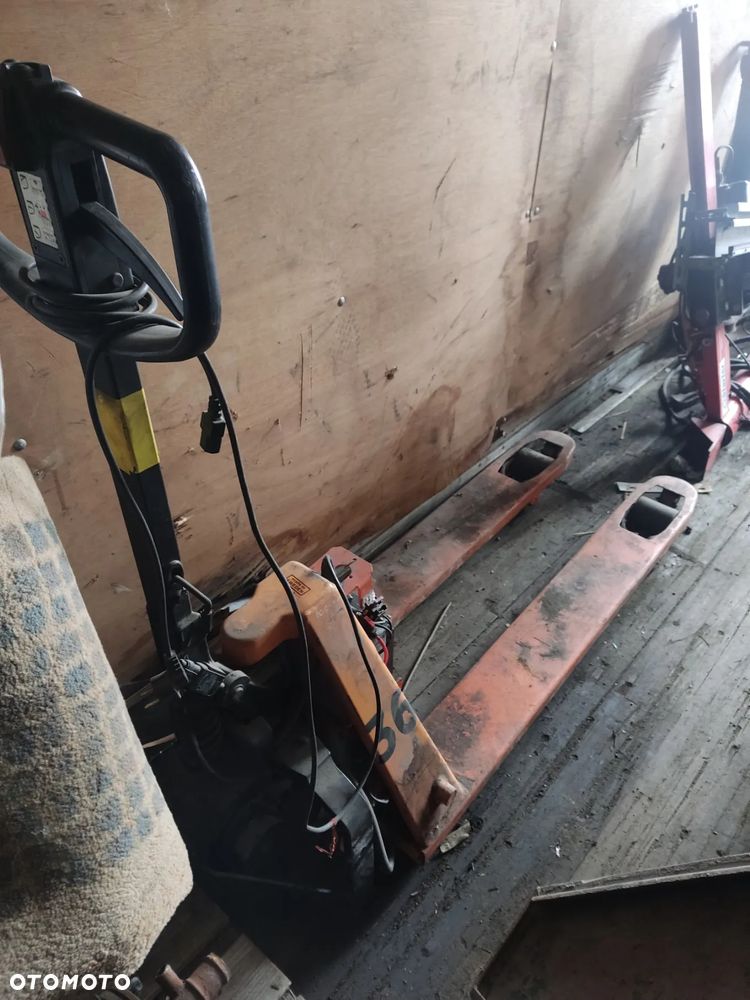 wózek paletowy paleciak elektryczny