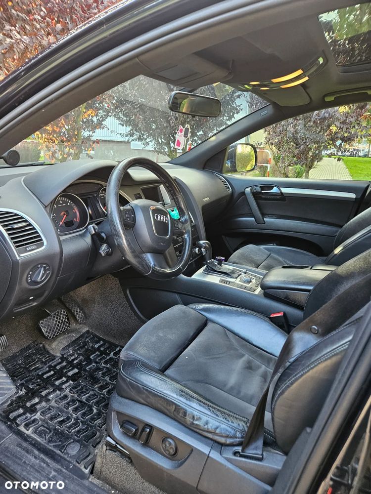 Audi Q7 3.0 TDI DPF quattro tiptronic - 28