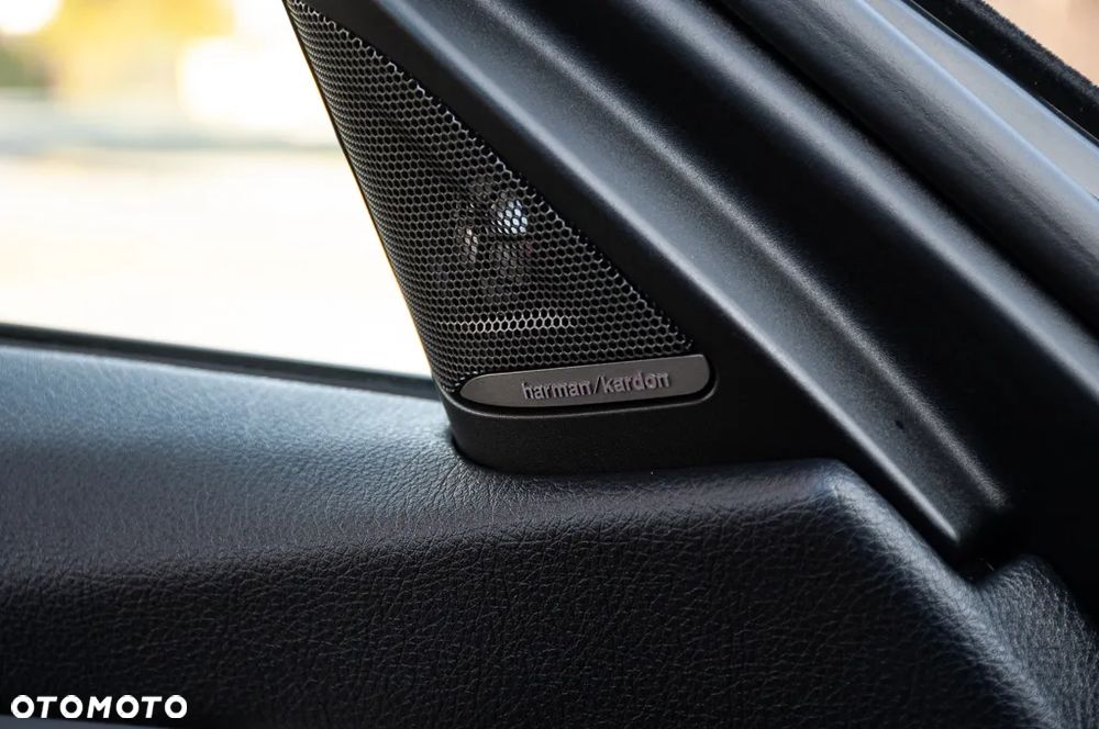 BMW Seria 3 320d M Sport Edition - 33