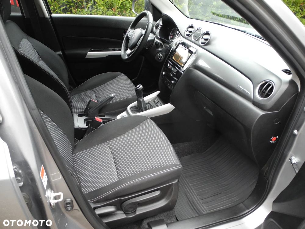 Suzuki Vitara - 17