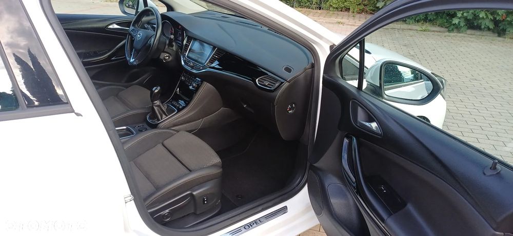 Opel Astra 1.6 CDTI Essentia - 7
