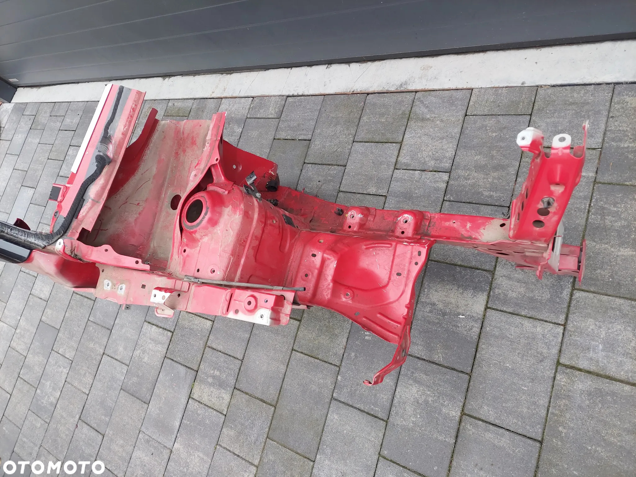 SUZUKI VITARA III ćwiartka podłużnica słupek przóg prawa strona - 3