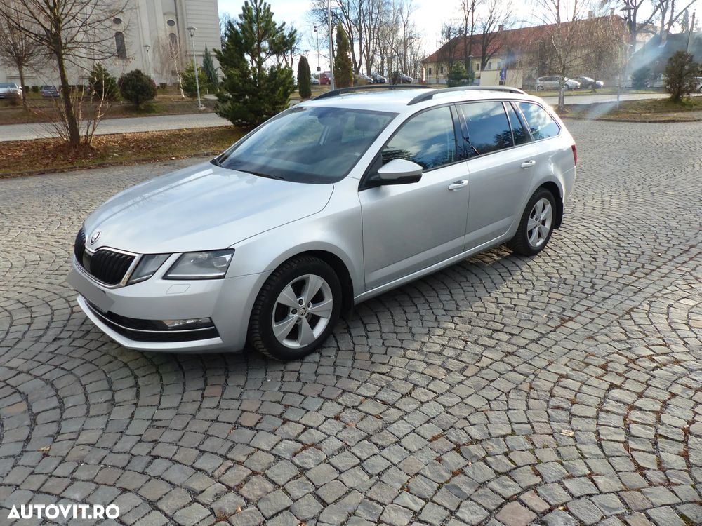 Skoda Octavia 2.0 TDI DSG Style - 3