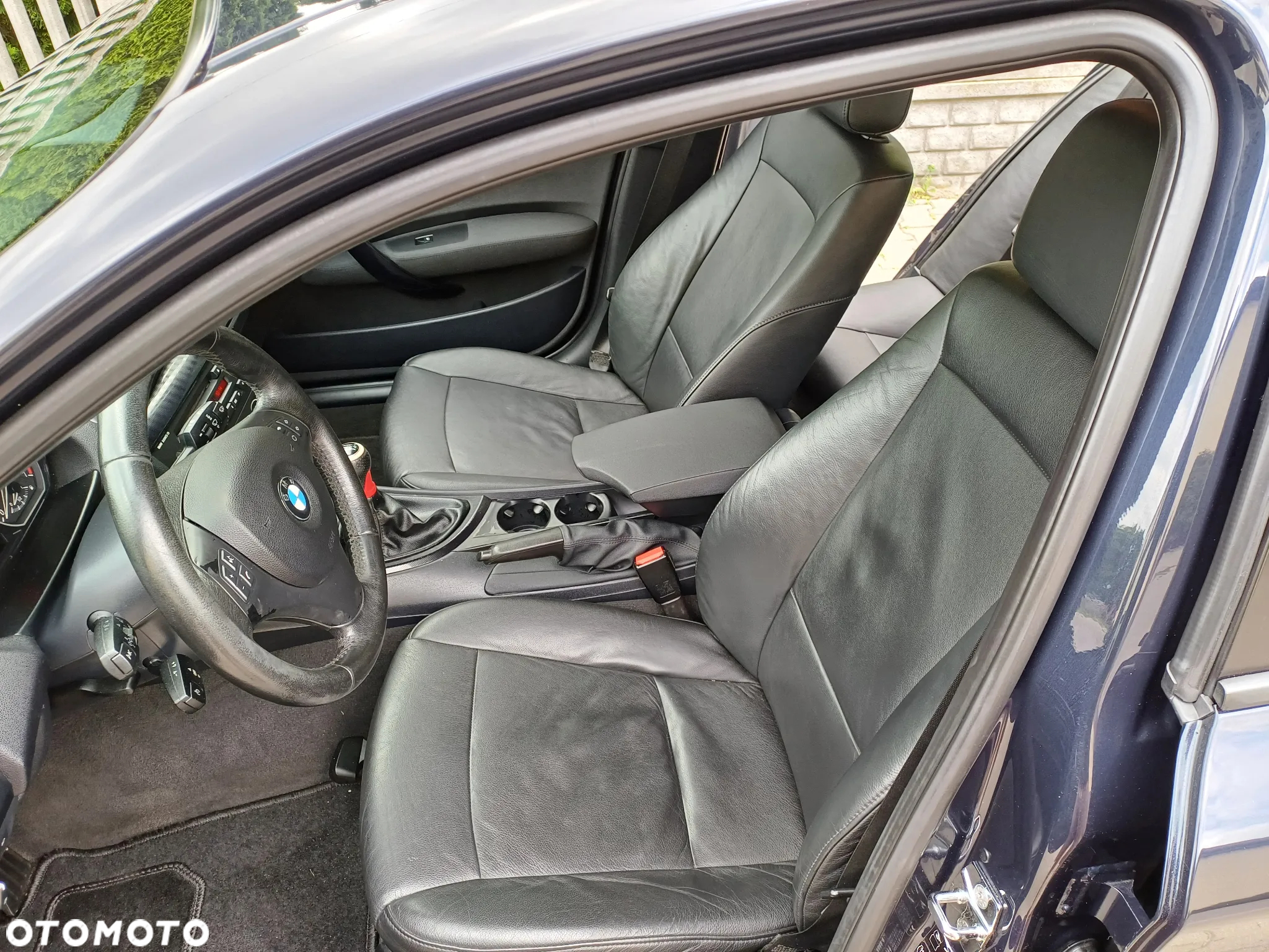 BMW Seria 1 116i - 11