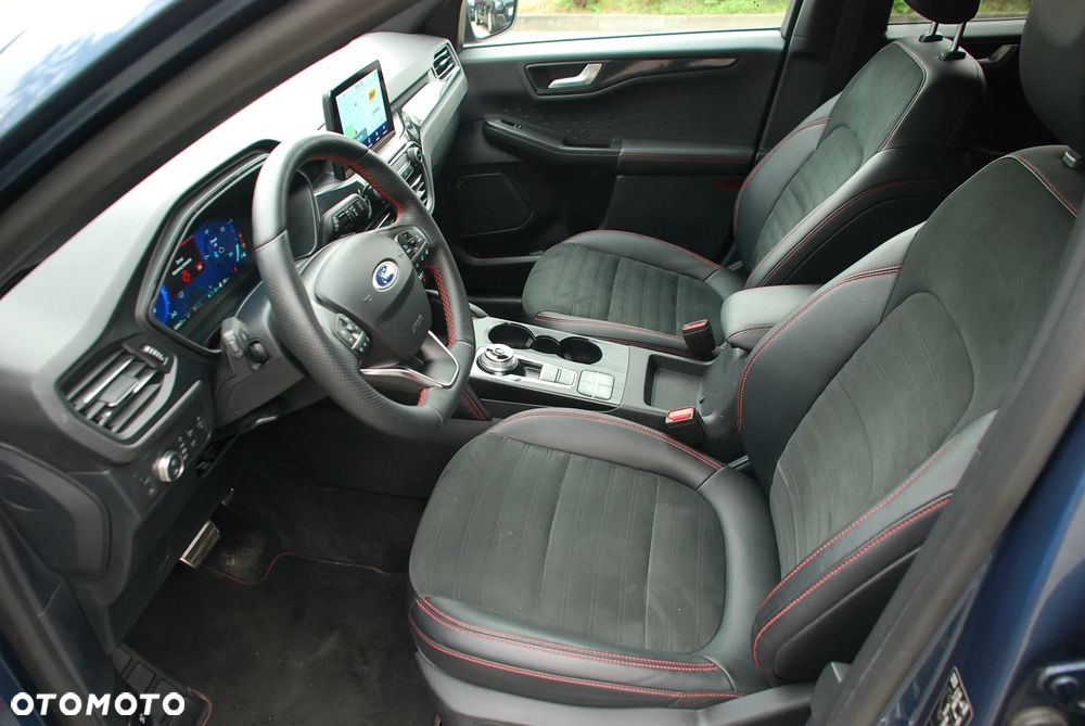 Ford Kuga 2.5 Duratec FHEV ST-LINE X - 17