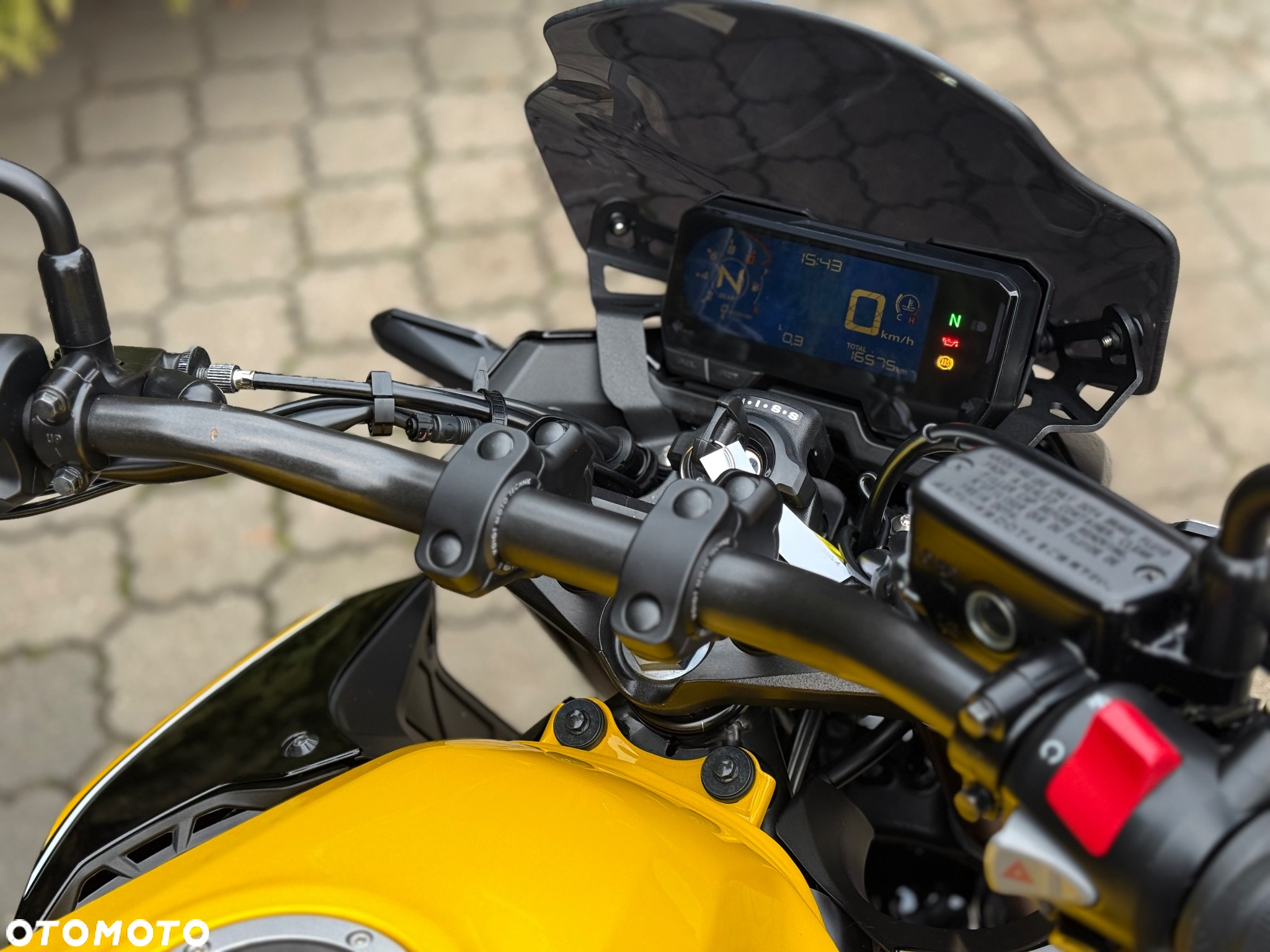 Honda CB - 23