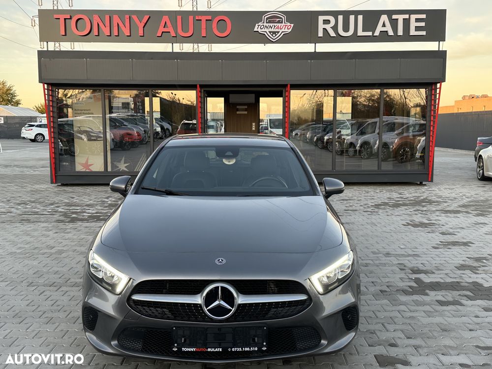 Mercedes-Benz A 180 7G-DCT - 2