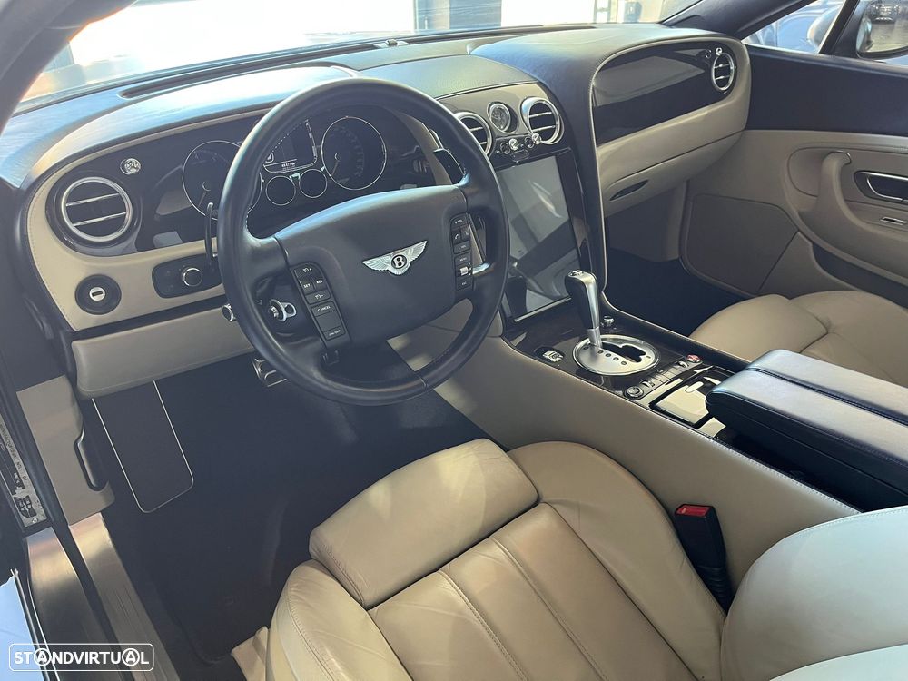 Bentley Continental GT - 13