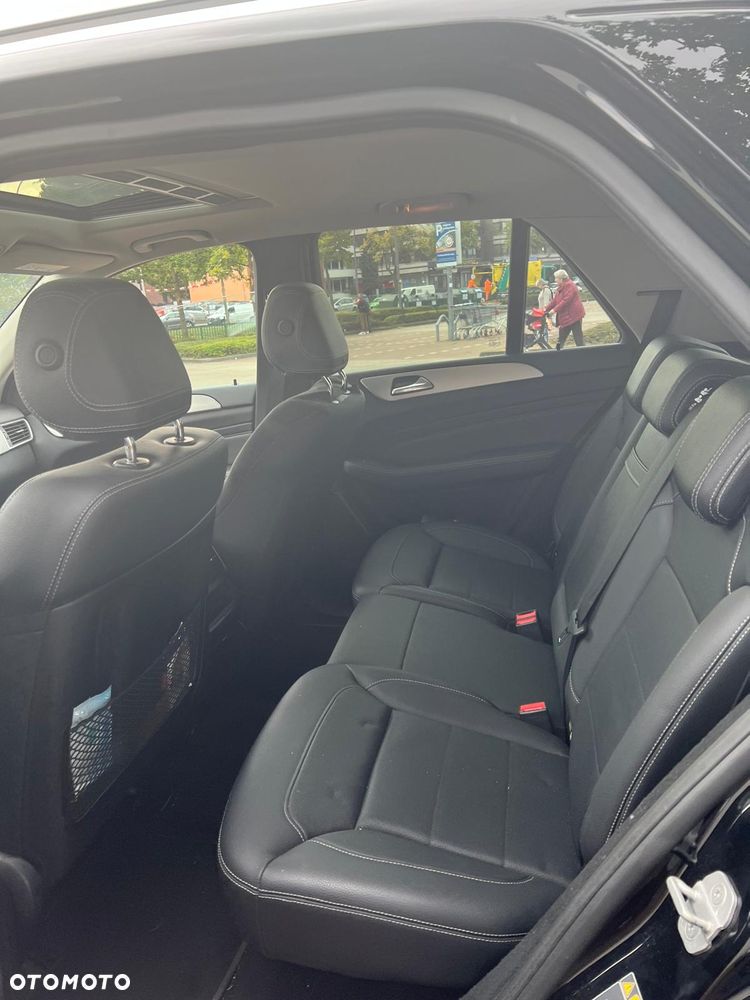 Mercedes-Benz ML - 16
