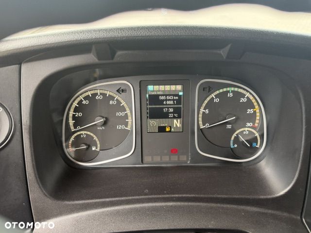 Mercedes-Benz Atego - 24