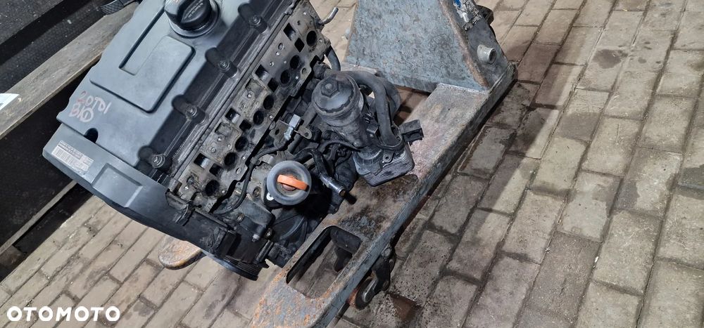 SILNIK VW PASSAT B6 Golf V Touran 2.0Tdi BKD - 7