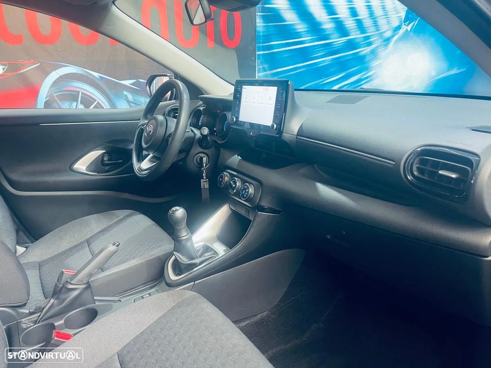 Toyota Yaris 1.0 VVT-i Comfort Plus - 31