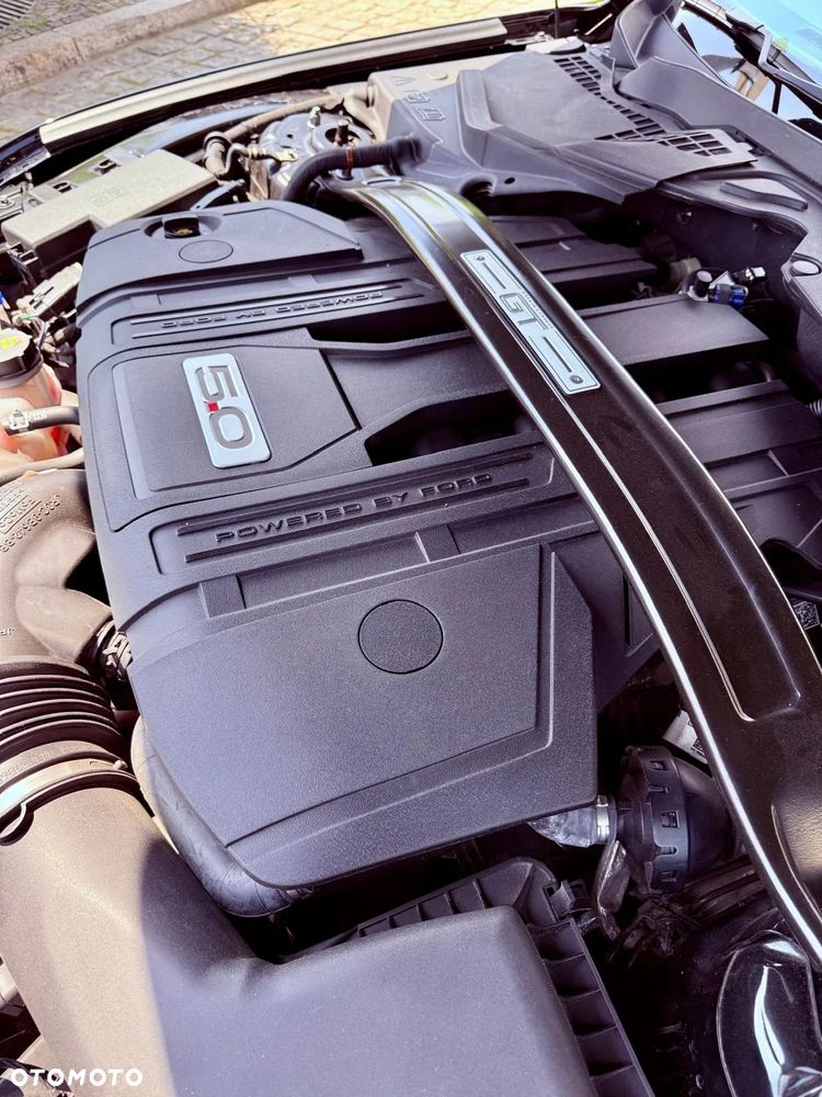 Ford Mustang 5.0 V8 GT - 12