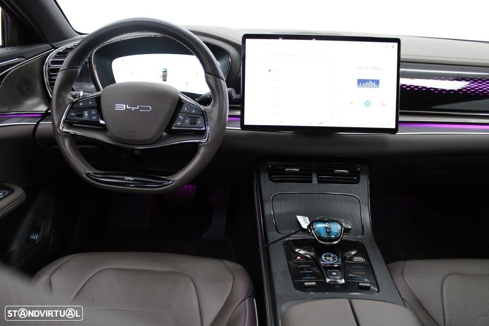 BYD Han 85.4 kWh AWD Executive - 18