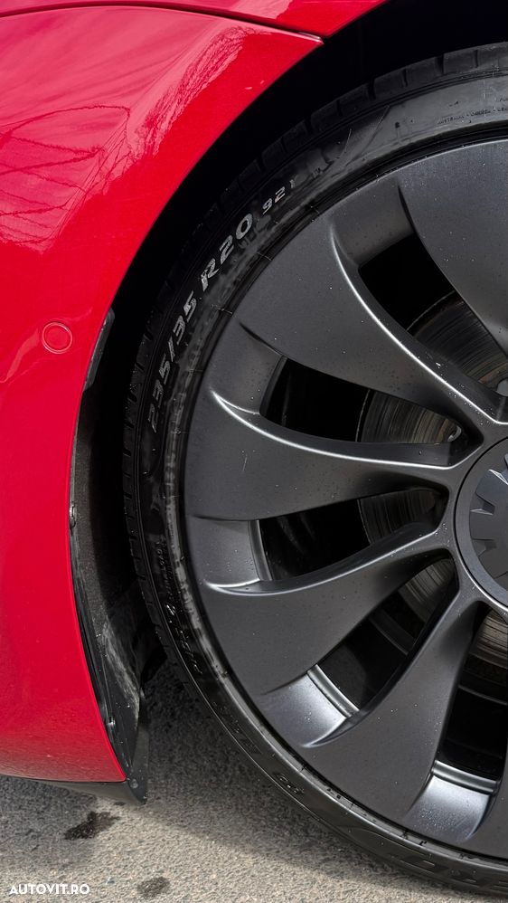Tesla Model 3 - 3