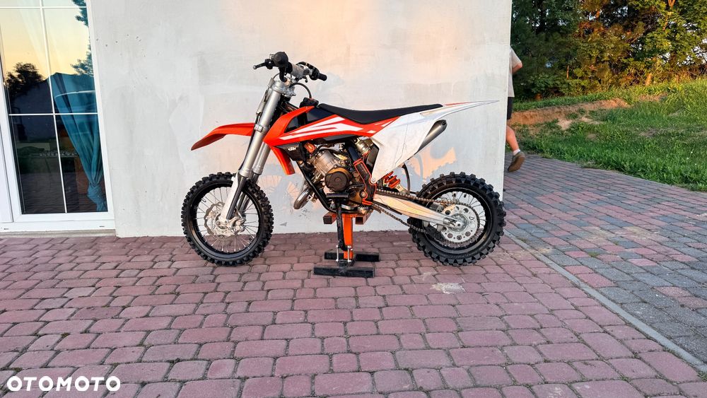 KTM SX - 9