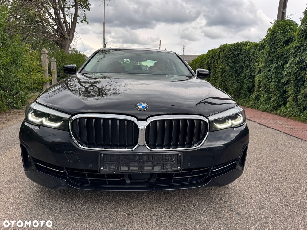 BMW Seria 5 520e M Sport sport - 9