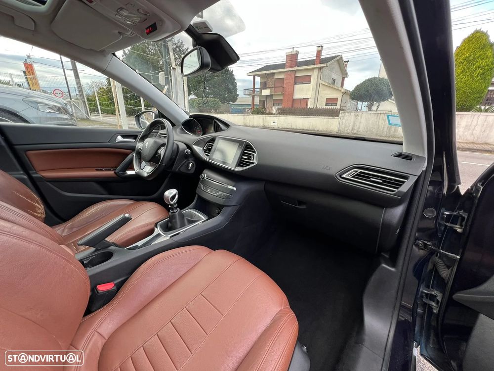 Peugeot 308 SW BlueHDi 120 Stop & Start Allure - 17