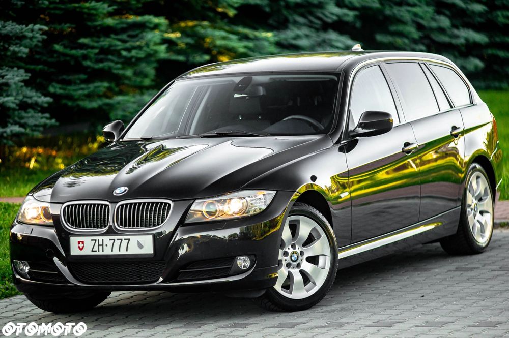 BMW Seria 3 325i xDrive Edition Exclusive - 12