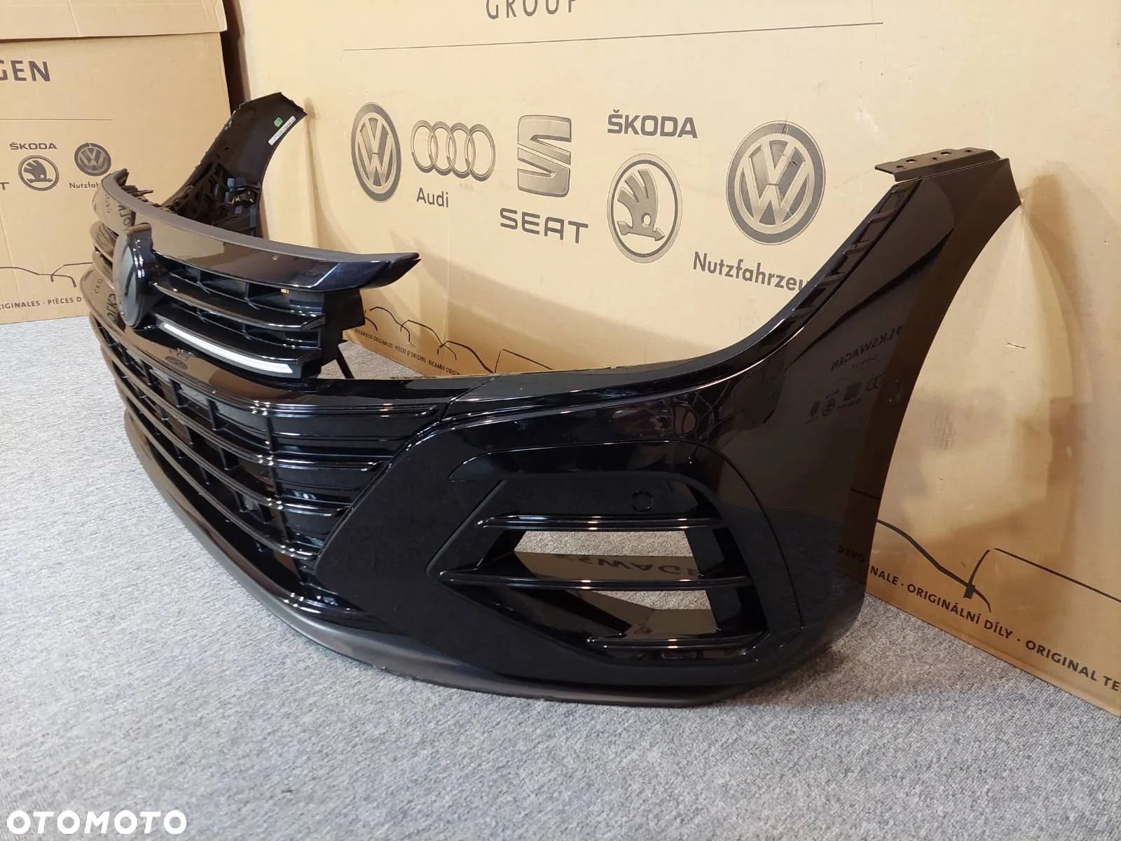 VW ARTEON R Model Lift 2021-2024 Kompletny przod Maska Zderzak Pas Lampy Blotniki - 13