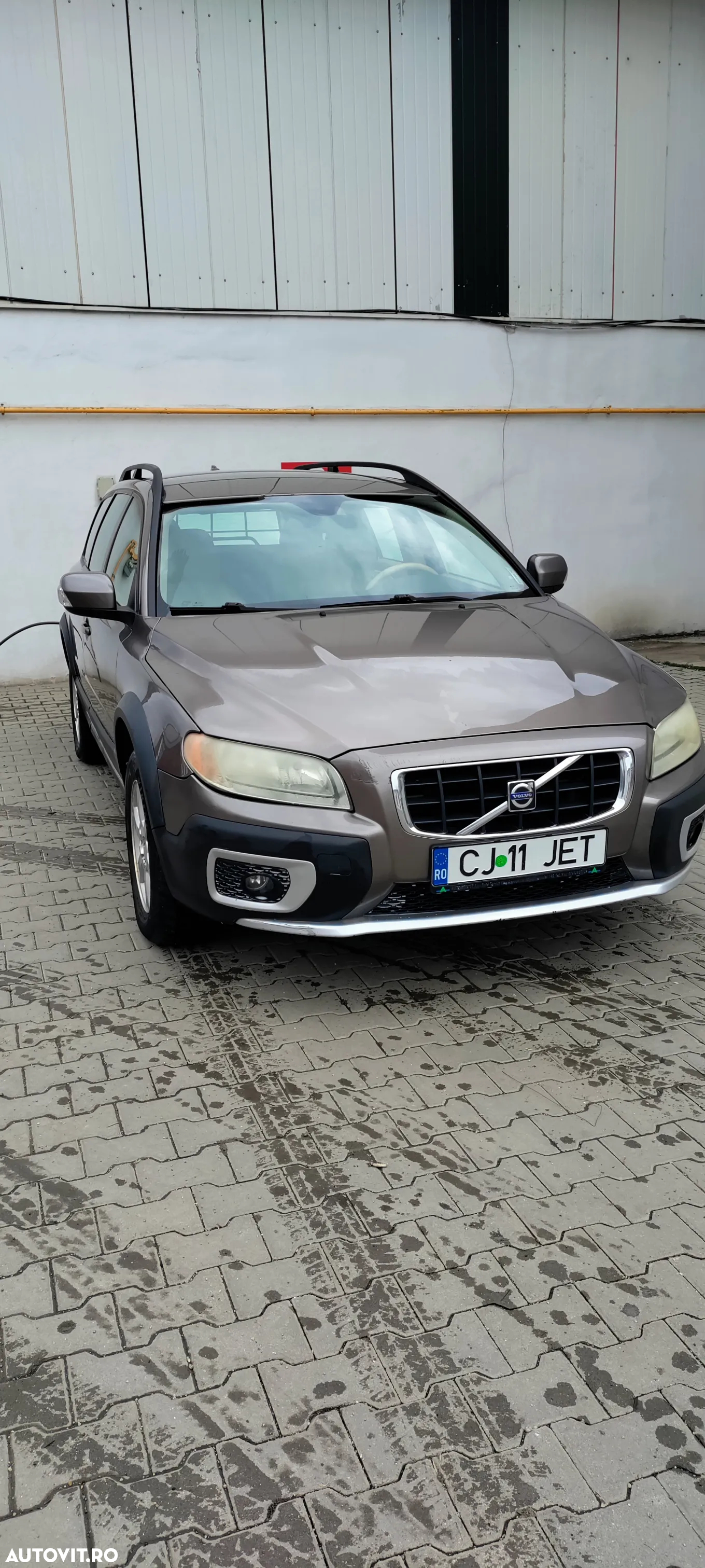Volvo XC 70 2.4D AWD Momentum - 9