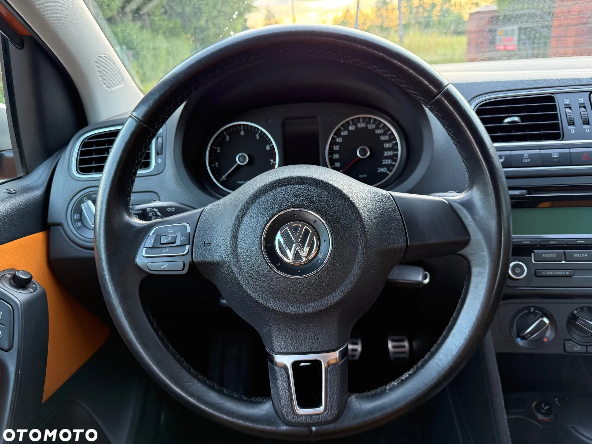 Volkswagen Polo Cross 1.4 16V - 19