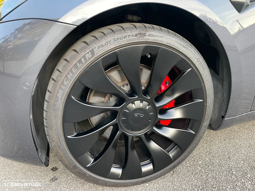 Tesla Model 3 Performance Tração Integral - 3