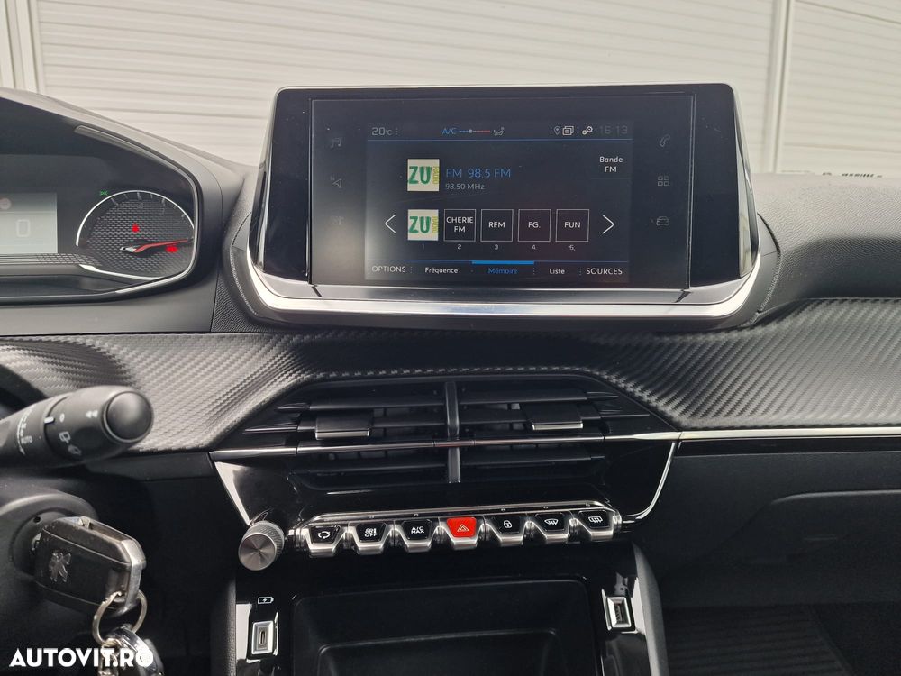 Peugeot 2008 BlueHDi 100 STOP & START Allure - 8