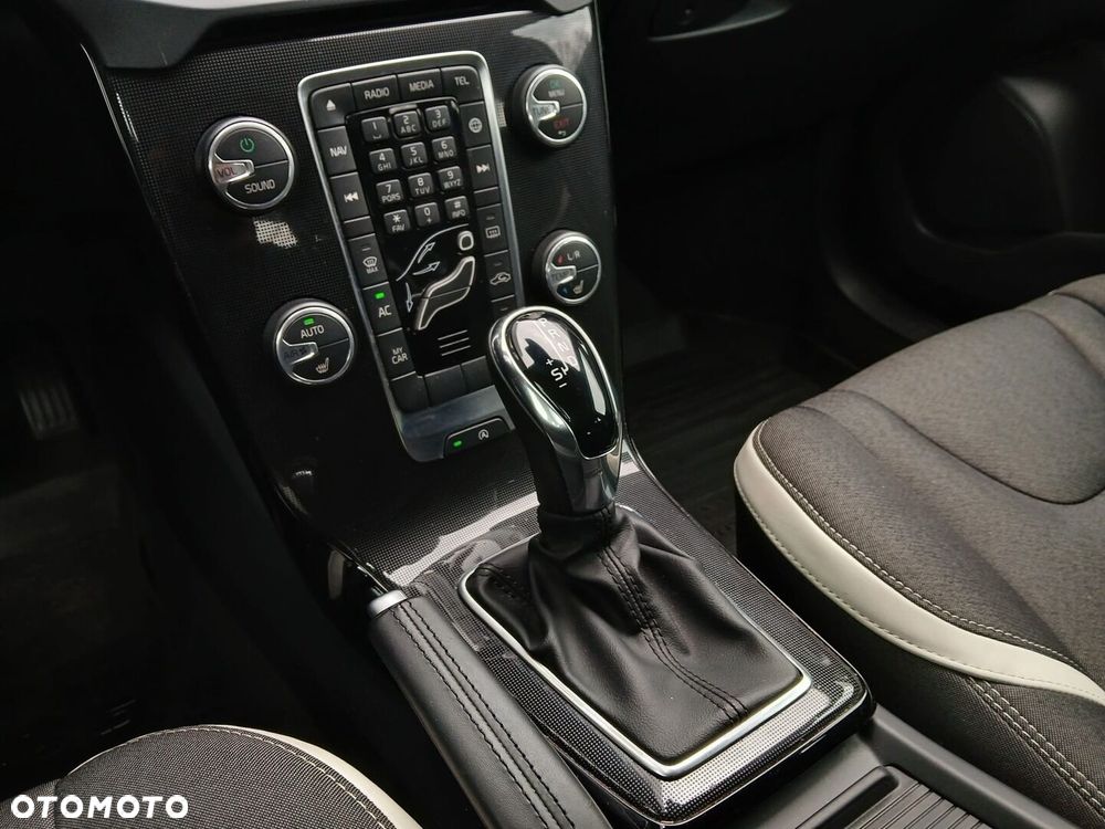 Volvo V40 T3 Drive-E Dynamic Edition - 20