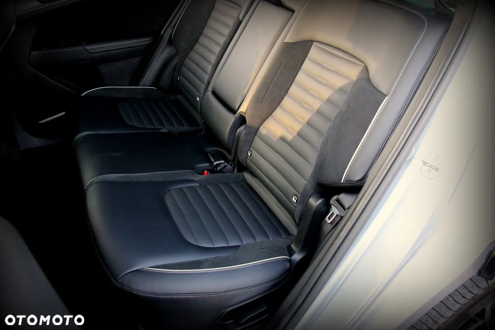 Kia Sportage 1.6 T-GDI AWD Paket GT-Line - 10