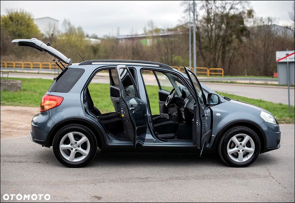 Suzuki SX4 - 16